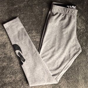 Nike Logo Leggings
